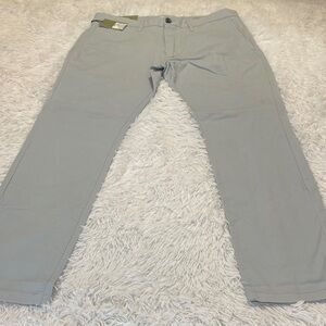 GOODFELLOW Target Men's Light Gray Chinos SIZE 36/32 NWT SLIM HENNEPIN